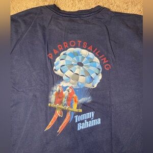 Tommy Bahama Beach Shirt Adult Mens Size Large Parrot Sailing Marlin Logo Shirt